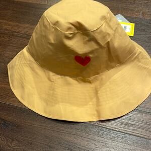 Kerri Rosenthal Bucket NWT Hat very cute and stylish!